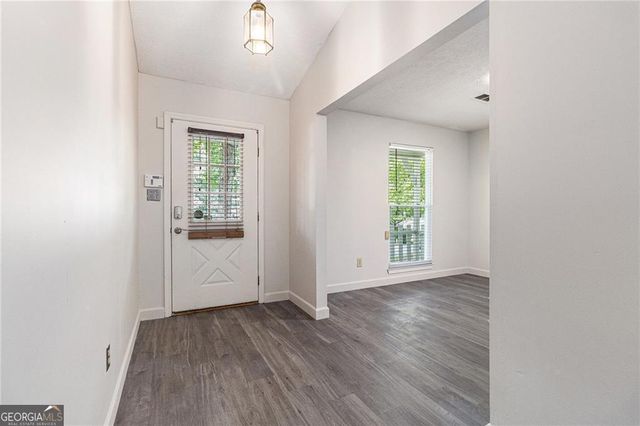 520 Cranberry Place, Roswell, GA 30076