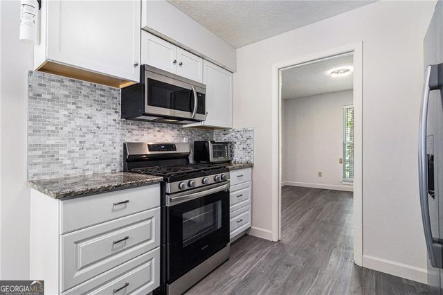 520 Cranberry Place, Roswell, GA 30076