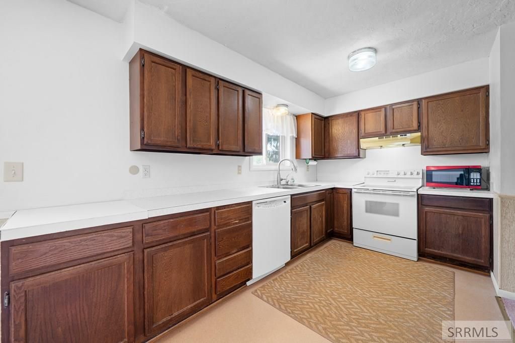 Image 12 of property listing at 226 W Center Street, Firth, ID 83236