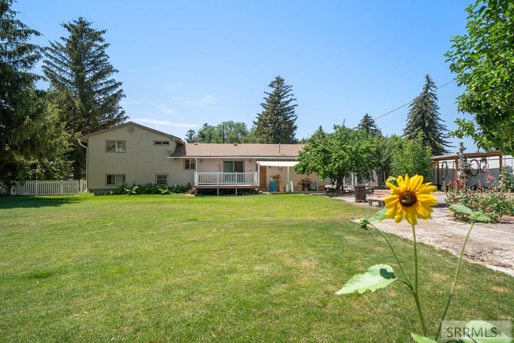 Image 33 of property listing at 226 W Center Street, Firth, ID 83236