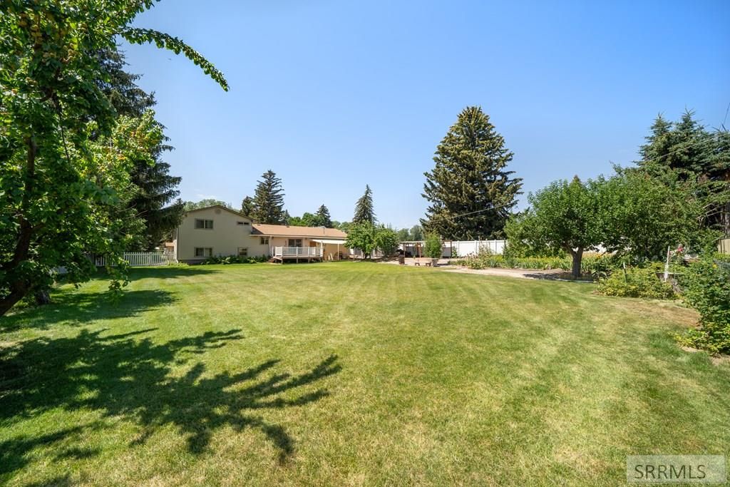 Image 34 of property listing at 226 W Center Street, Firth, ID 83236