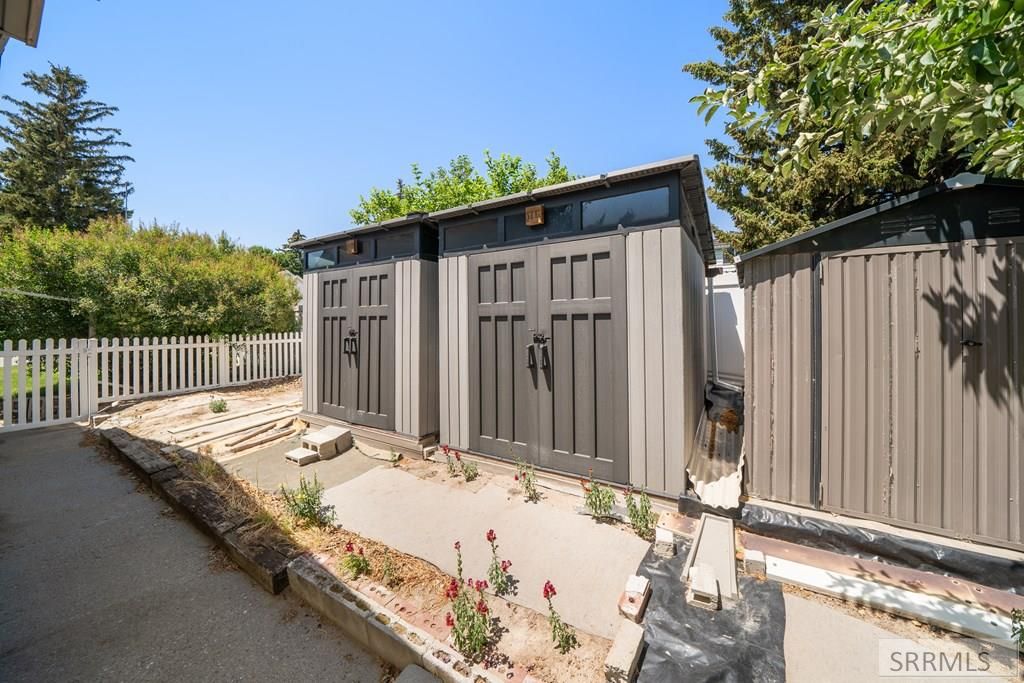 Image 40 of property listing at 226 W Center Street, Firth, ID 83236