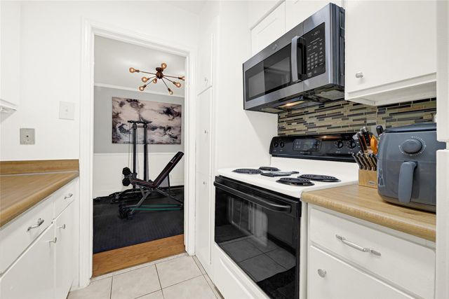 800 Post Oak Boulevard Boulevard 37, Houston, TX 77056