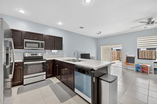 11497 SW 250th Street, Homestead, FL 33032