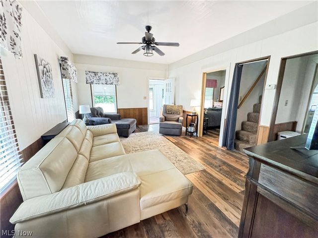 253 N Salem Warren Road, North Jackson, OH 44451