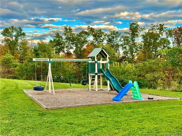 44 High Street 333, Chester, NY 10918