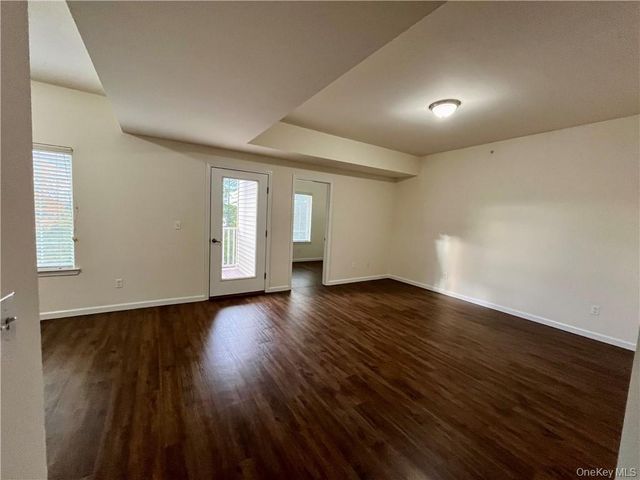 44 High Street 333, Chester, NY 10918