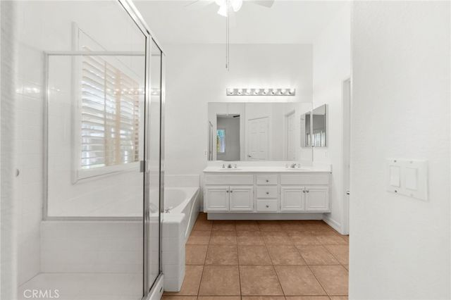 32015 Via Bonilla, Temecula, CA 92592