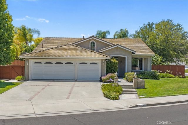32015 Via Bonilla, Temecula, CA 92592