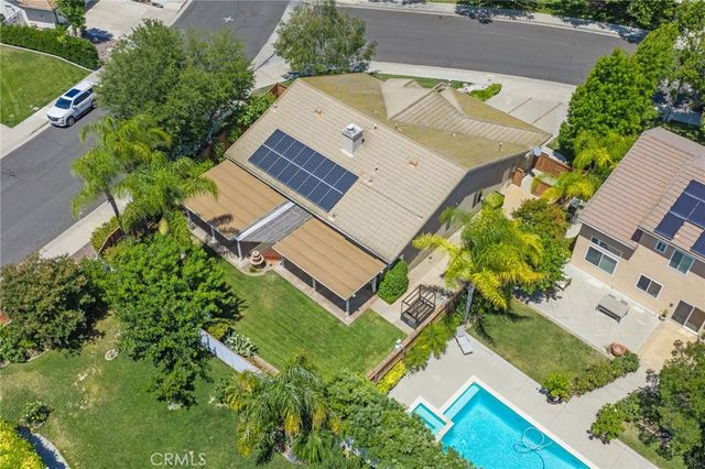 32015 Via Bonilla, Temecula, CA 92592