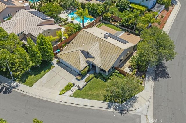 32015 Via Bonilla, Temecula, CA 92592