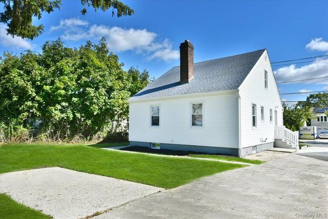 11 Grant Street, Roosevelt, NY 11575