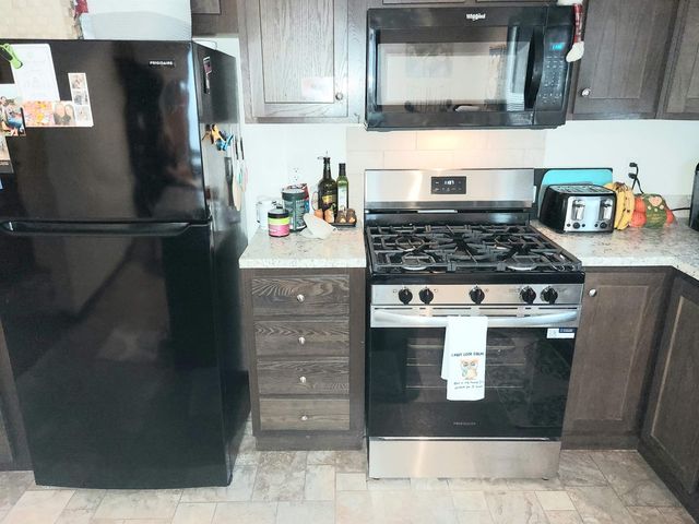 2243 Leisure Lane, Traverse City, MI 49686