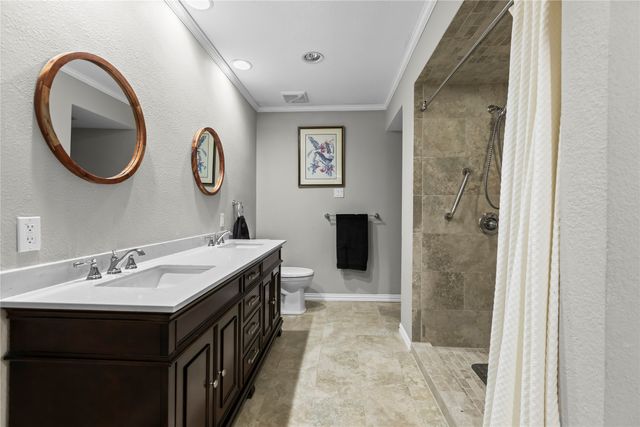 403 N Casa Grande Circle, Duncanville, TX 75116