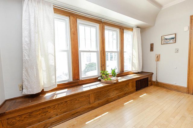 1832 N 54th STREET, Milwaukee, WI 53208