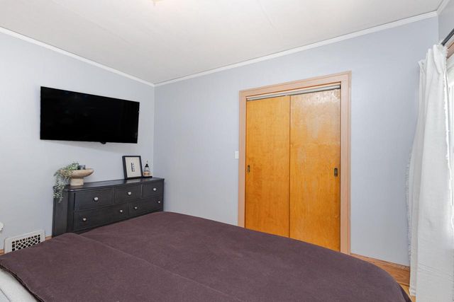 1832 N 54th STREET, Milwaukee, WI 53208