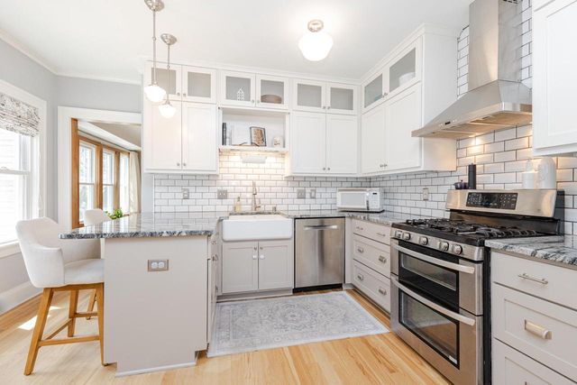 1832 N 54th STREET, Milwaukee, WI 53208