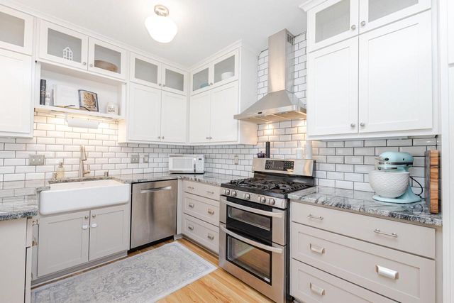 1832 N 54th STREET, Milwaukee, WI 53208