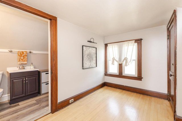 1832 N 54th STREET, Milwaukee, WI 53208