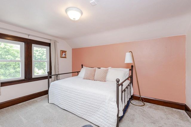 1832 N 54th STREET, Milwaukee, WI 53208