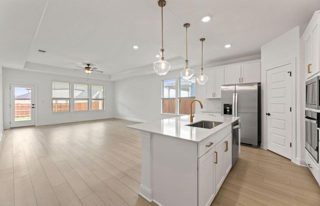329 Singing Dove WAY, Liberty Hill, TX 78642