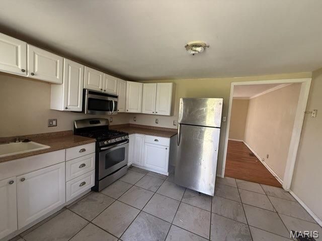 7739 W Bruno Avenue, Richmond Heights, MO 63117