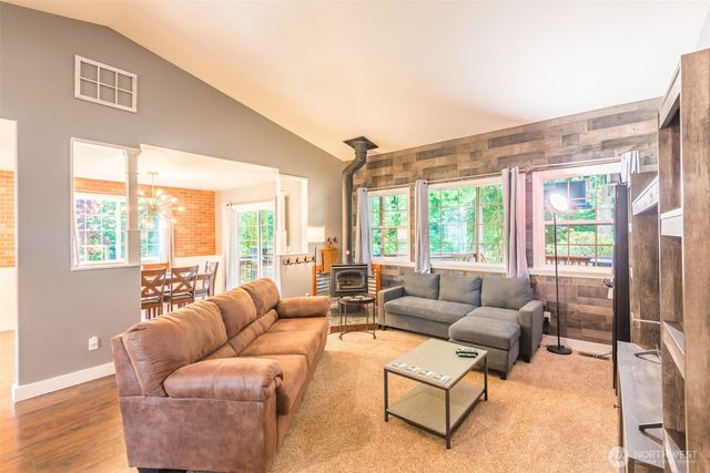 2909 E Defrang Street, Port Angeles, WA 98362
