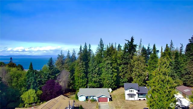 2909 E Defrang Street, Port Angeles, WA 98362