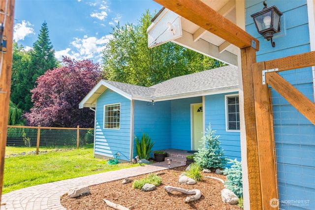 2909 E Defrang Street, Port Angeles, WA 98362