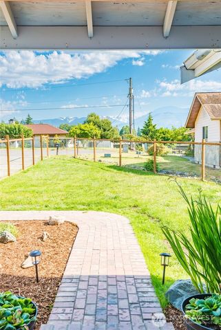 2909 E Defrang Street, Port Angeles, WA 98362