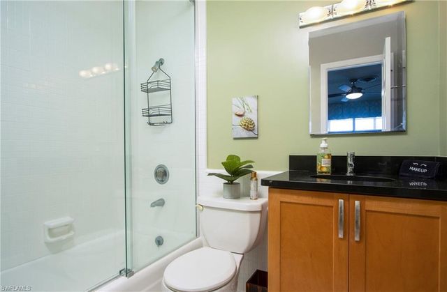 820 Ketch DR 8, Naples, FL 34103