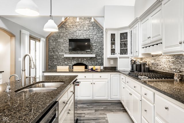 4826 Deer Ridge Drive N, Carmel, IN 46033