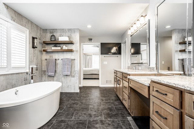 4826 Deer Ridge Drive N, Carmel, IN 46033