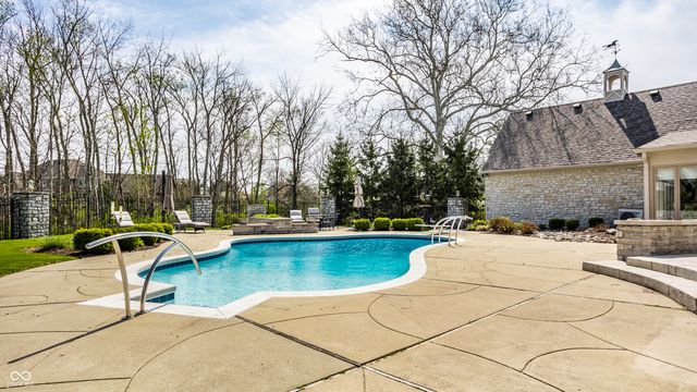 4826 Deer Ridge Drive N, Carmel, IN 46033