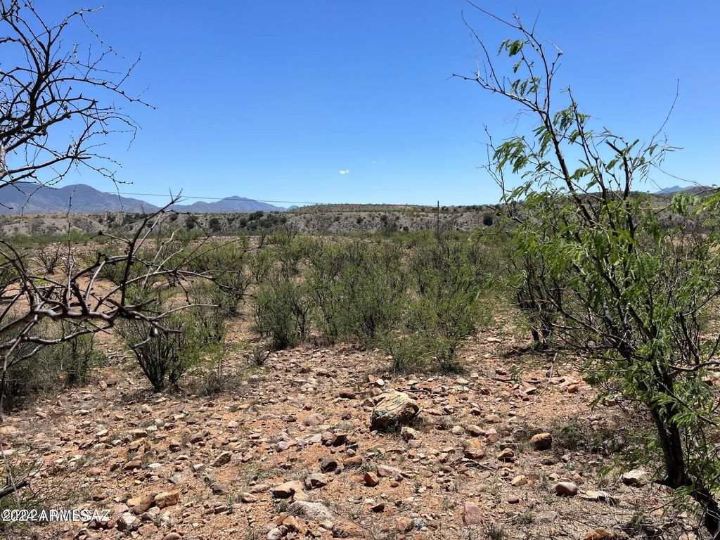 18 N River Road '''_''', Nogales, AZ 85621