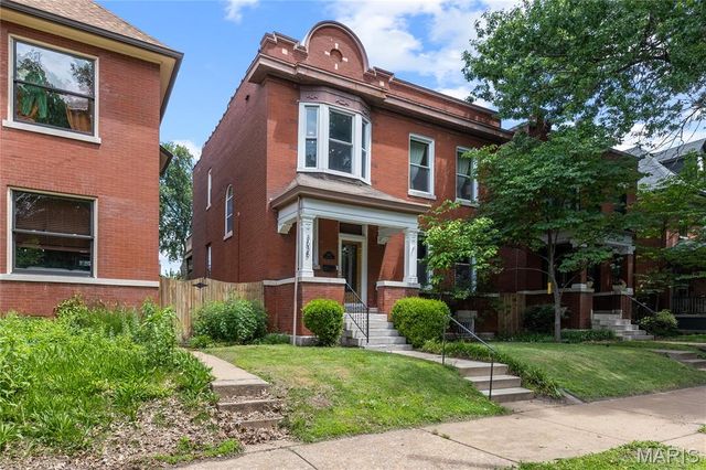 3635 Juniata Street, St Louis, MO 63116