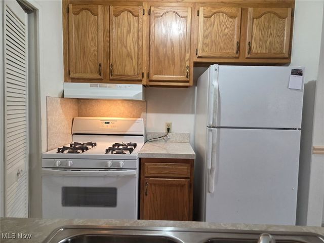 552 Turney Road C, Bedford, OH 44146