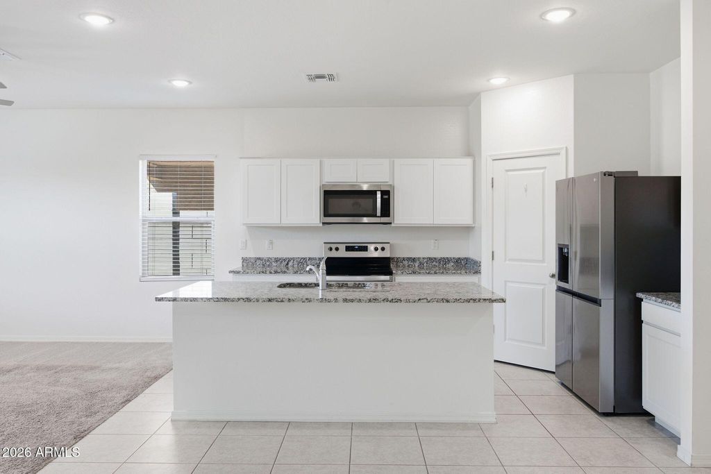 9615 W Albeniz Place, Tolleson, AZ 85353 — photo 5