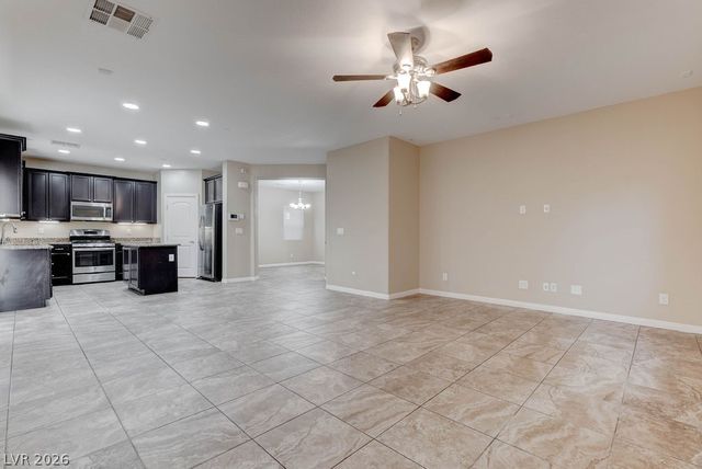 1067 Fish Pond, Las Vegas, NV 89104