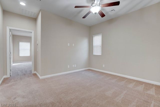 1067 Fish Pond, Las Vegas, NV 89104
