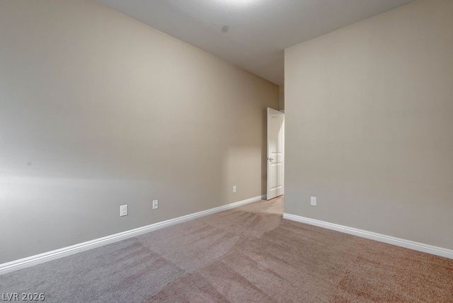 1067 Fish Pond, Las Vegas, NV 89104