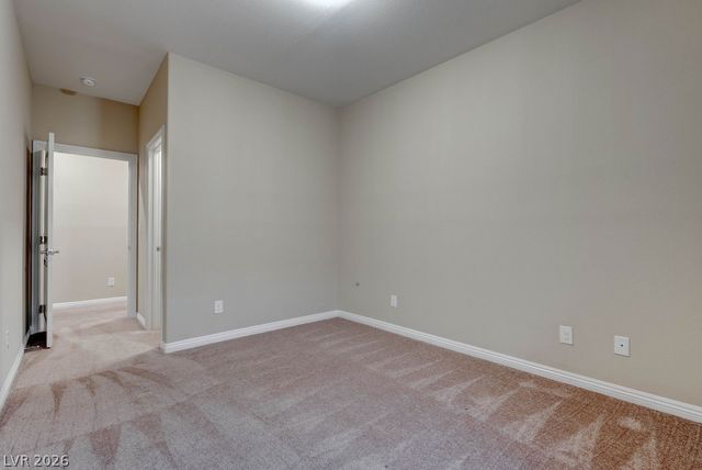 1067 Fish Pond, Las Vegas, NV 89104