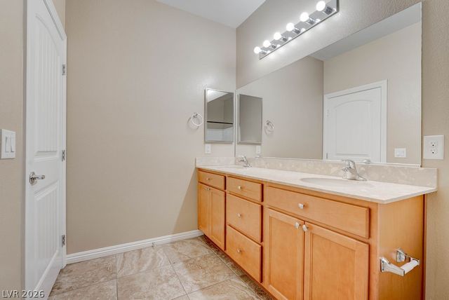 1067 Fish Pond, Las Vegas, NV 89104