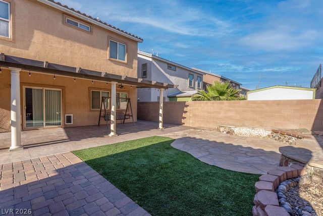 1067 Fish Pond, Las Vegas, NV 89104
