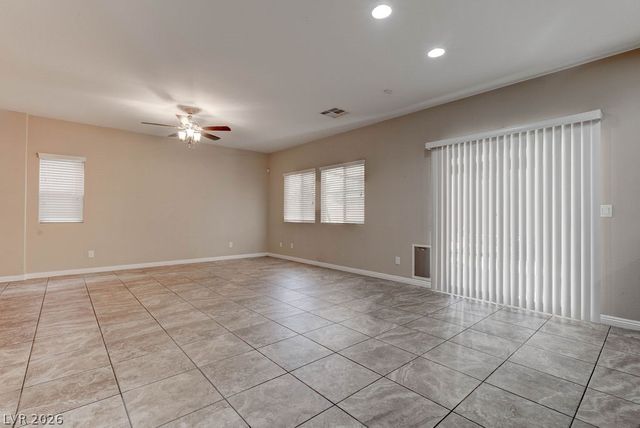 1067 Fish Pond, Las Vegas, NV 89104