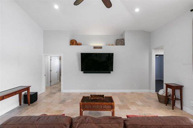655 CALEDONIA PLACE, Sanford, FL 32771