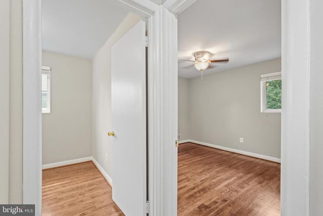4511 HOLMES RUN PKWY, Alexandria, VA 22304