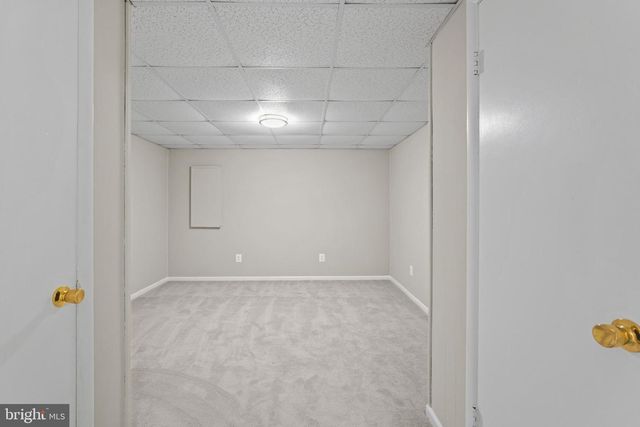 4511 HOLMES RUN PKWY, Alexandria, VA 22304