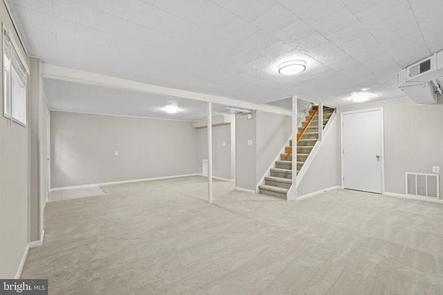 4511 HOLMES RUN PKWY, Alexandria, VA 22304