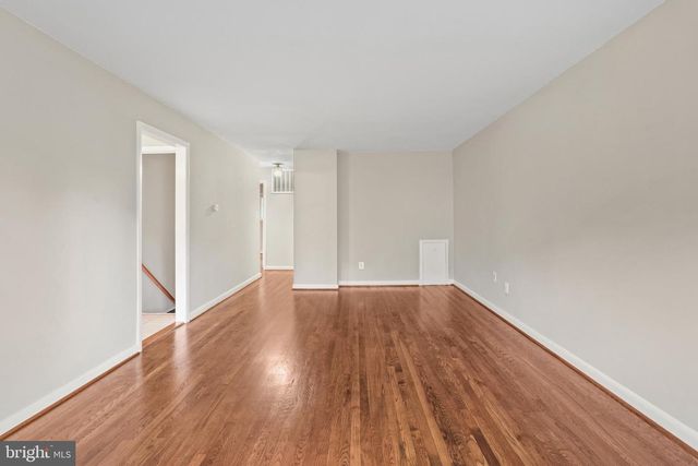4511 HOLMES RUN PKWY, Alexandria, VA 22304